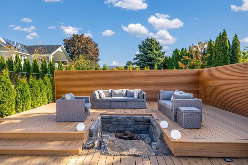 Luxurious 5 Bedroom House With Pool & Sauna West Kelowna Exterior photo